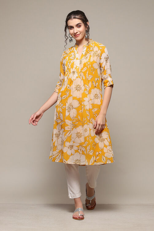 Yellow Polyester Straight Printed Kurta image number 3