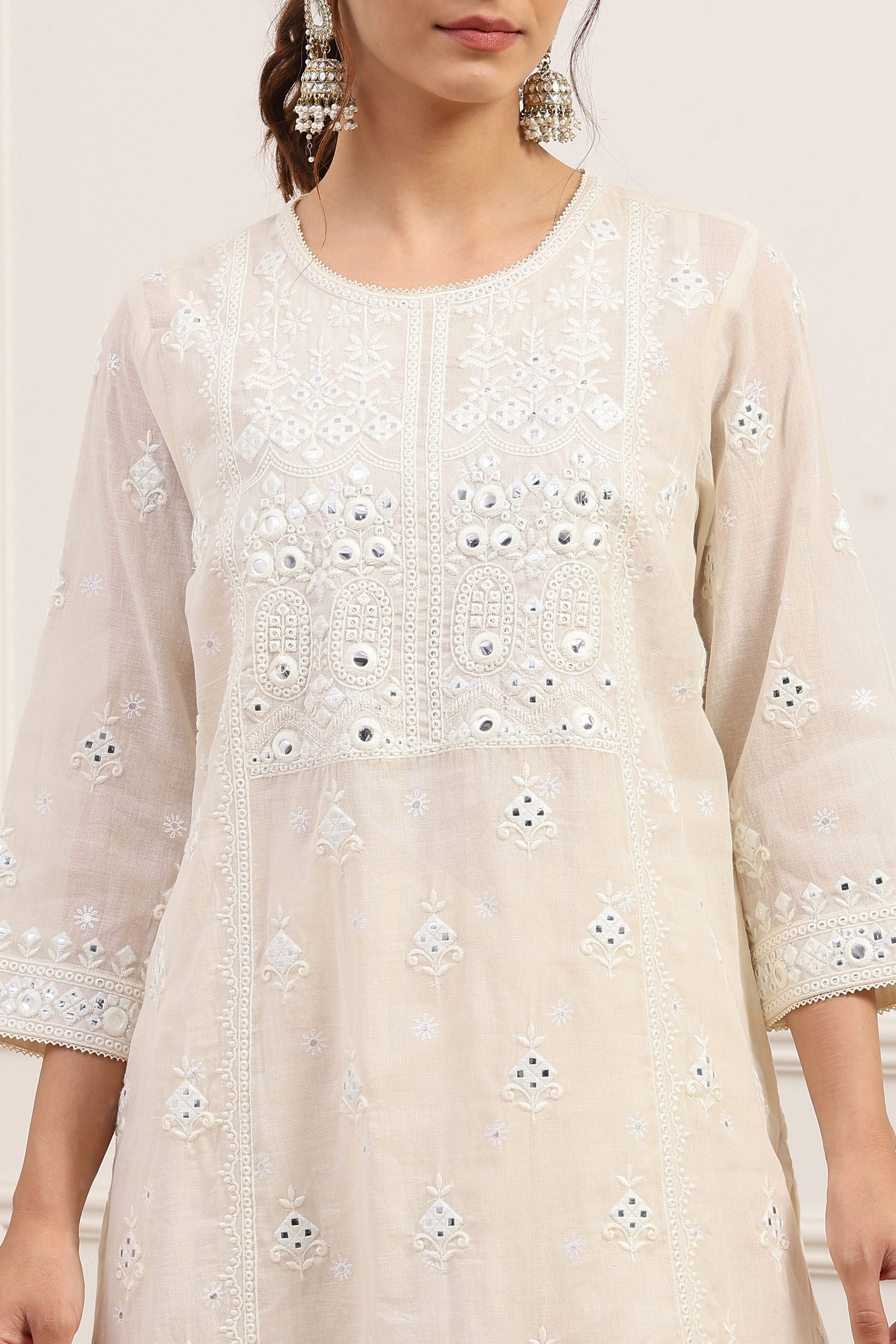 Off-White Cotton Embroidered Straight Suit Set image number 1