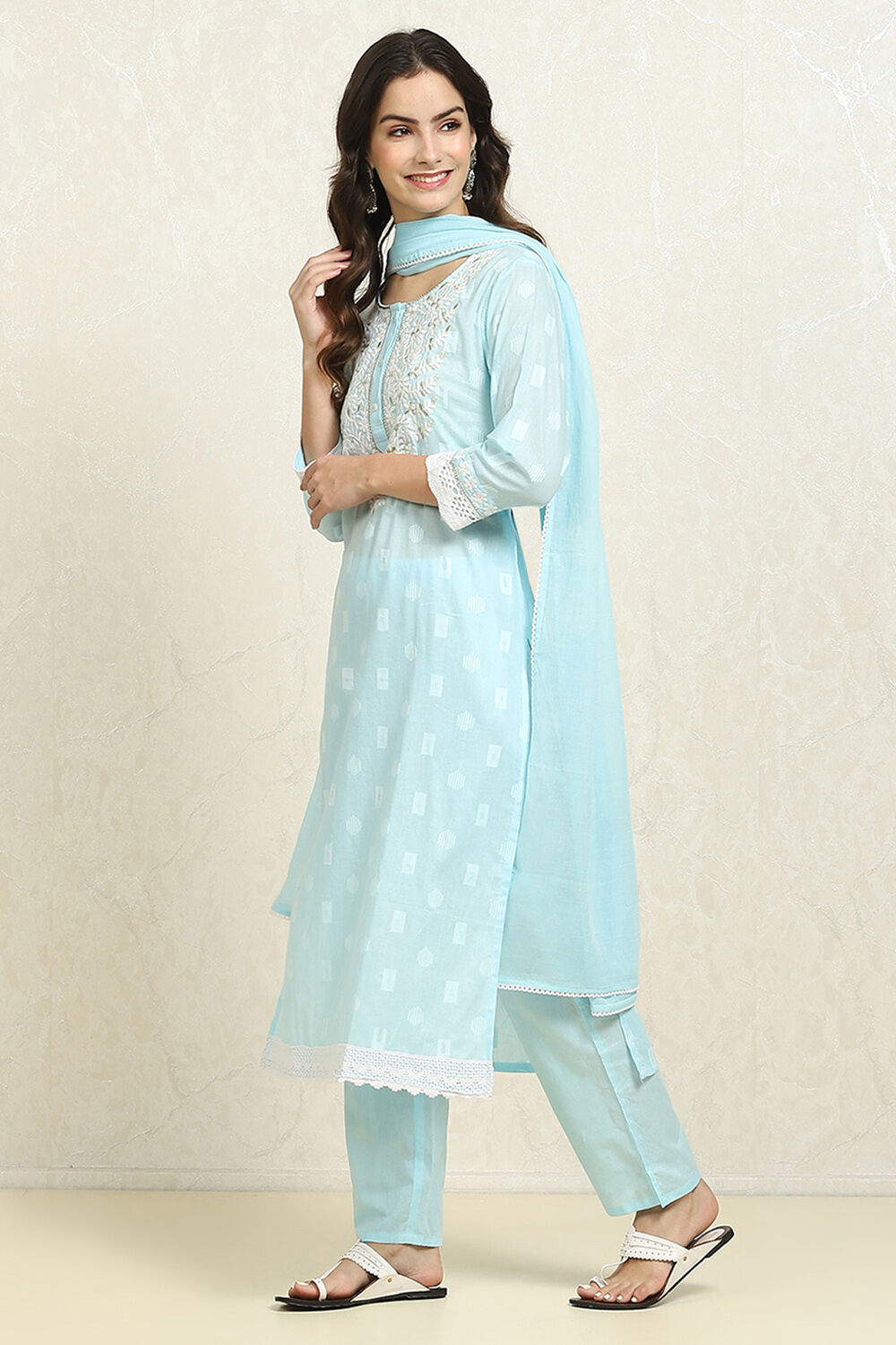 Blue Cotton Handloom Unstitched Suit Set image number 4