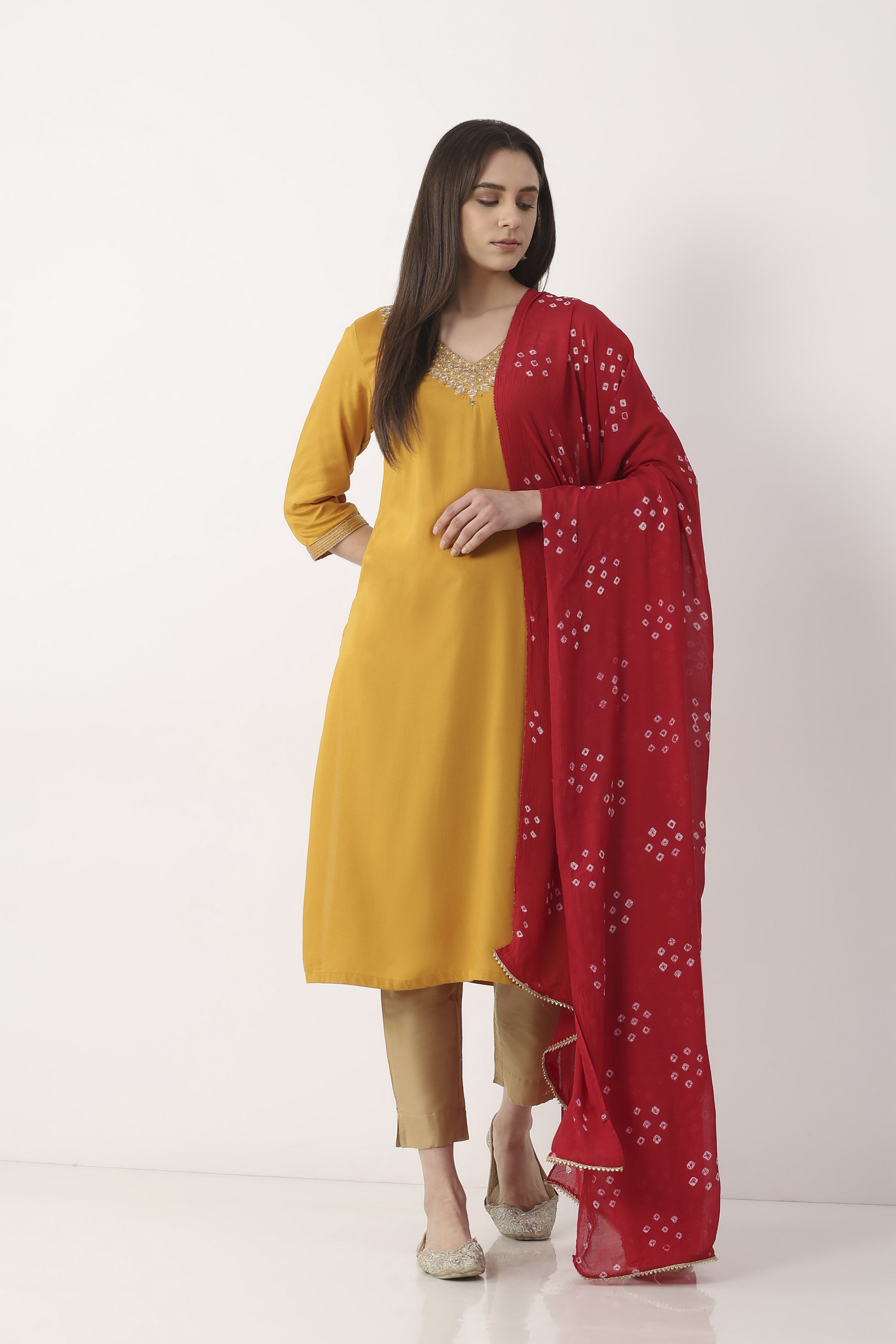 Maroon White Mul Chanderi Dupatta image number 3