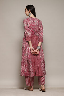 Onion Pink Cotton Gathered Kurta Palazzo Suit Set image number 4