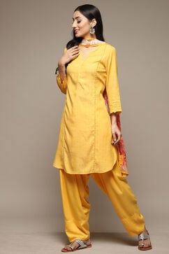Yellow Cotton Blend Straight Kurta Salwar Suit Set image number 7