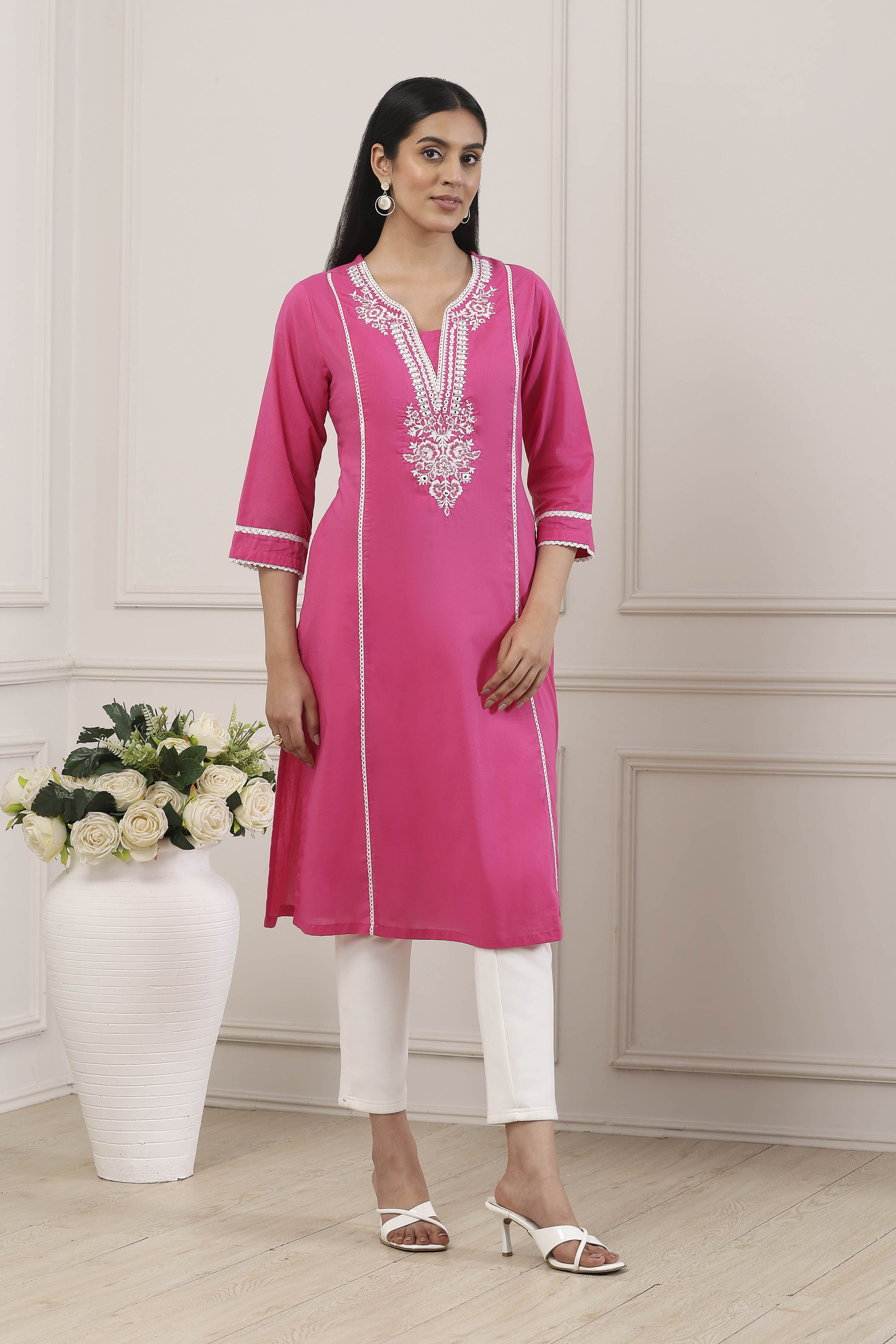 Pink Cotton Straight Kurta image number 4