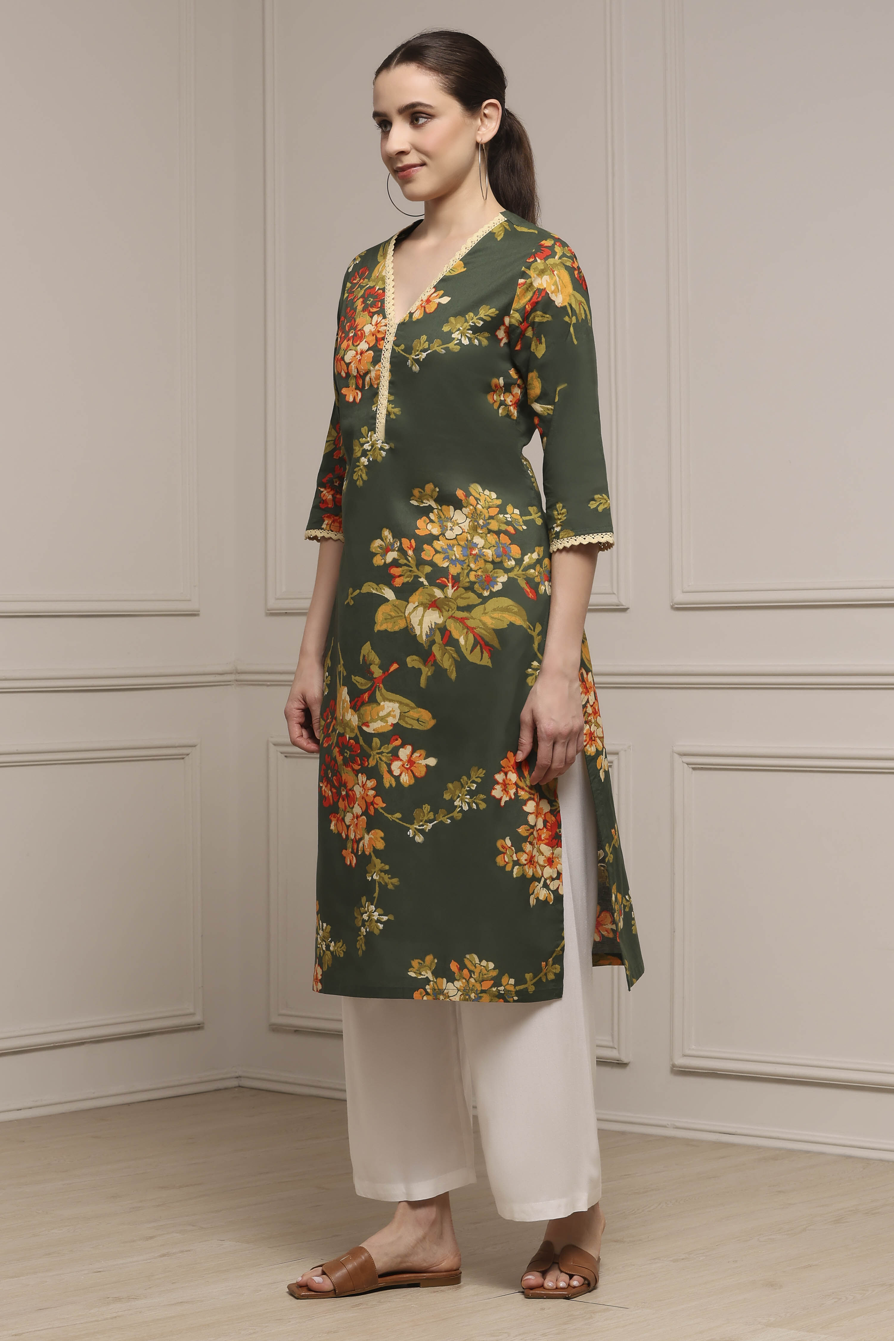 Olive Green Cotton Straight Printed Kurta image number 2