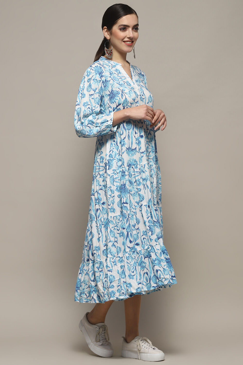 White and Blue Cotton Floral Tiered Dress image number 5