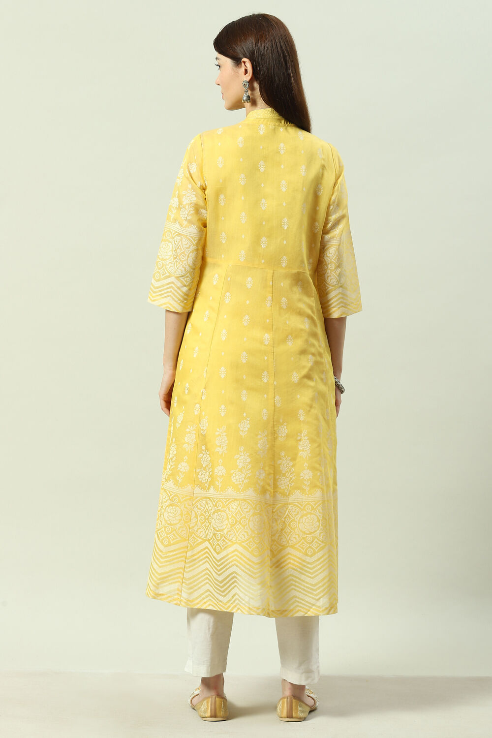 Yellow Art Silk Flared Printed Kurta with Jacket image number 4