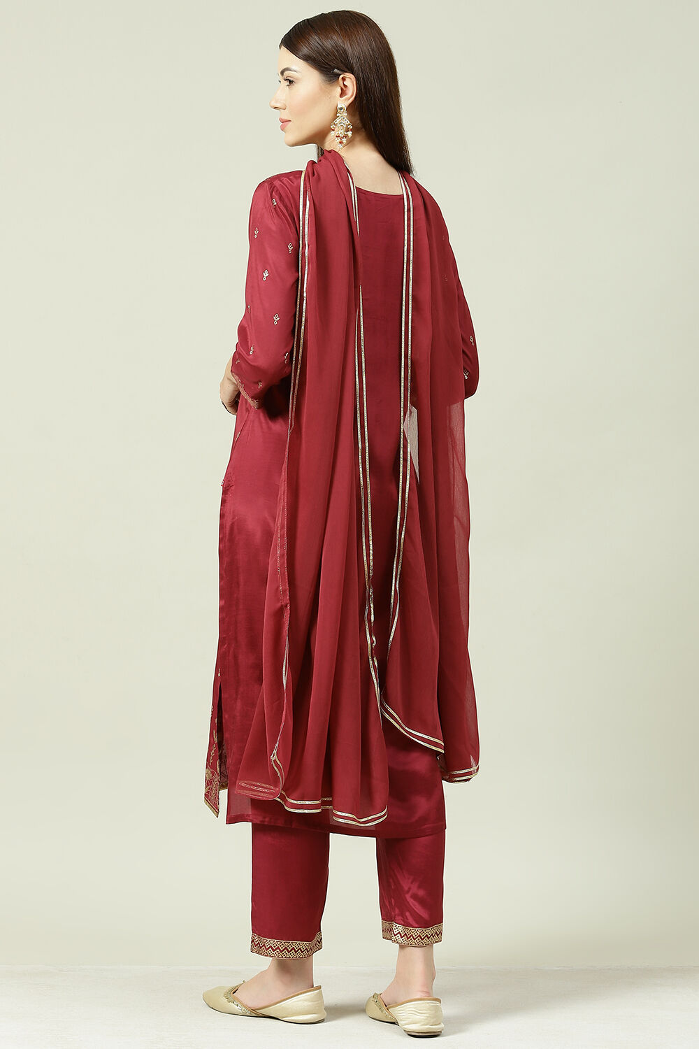 Wine Straight Kurta Regular Pants Suit Set image number 4