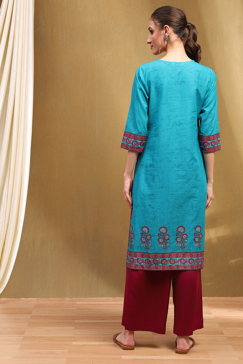 Red Cotton Printed Straight Kurta image number 3