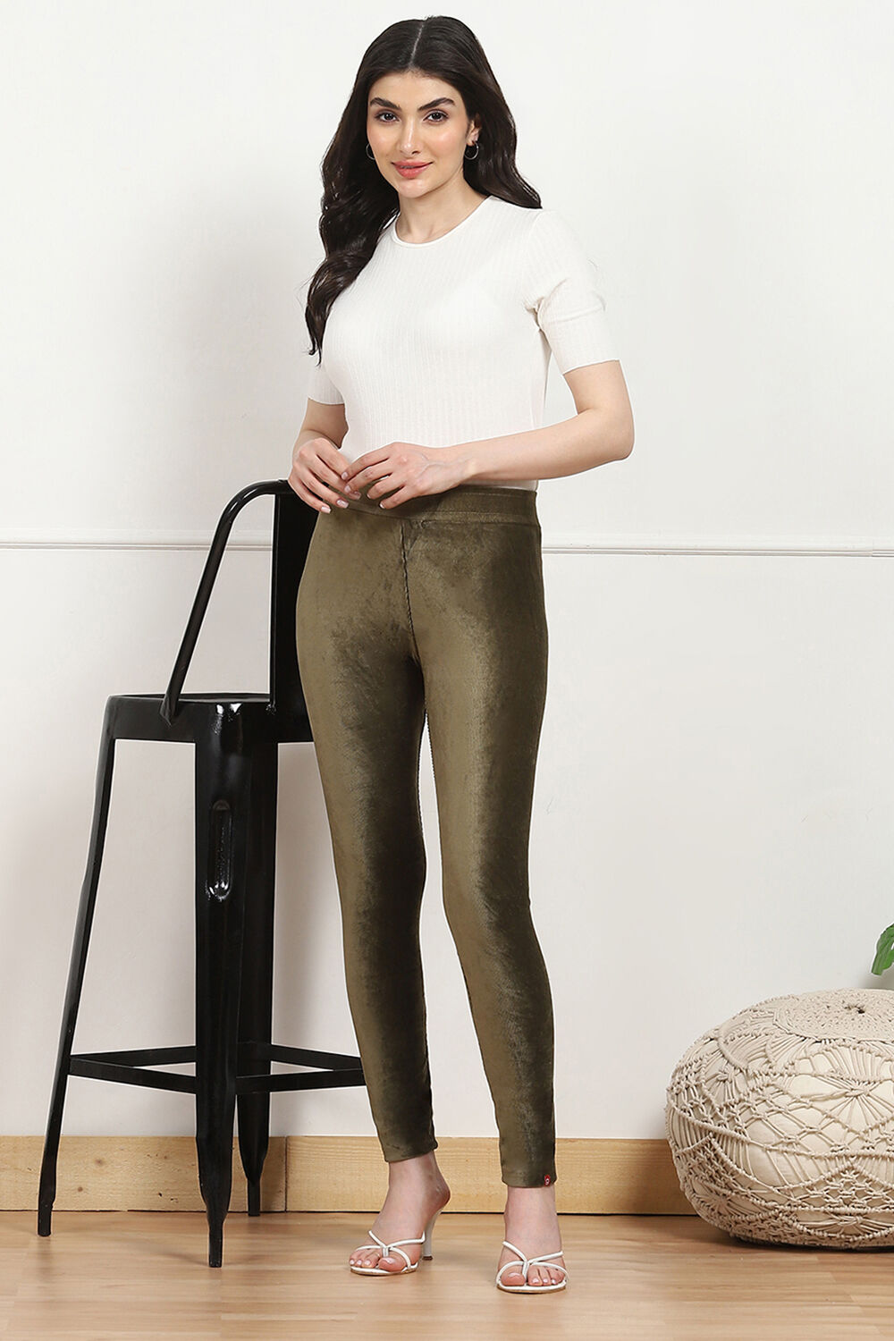 Burgundy Cotton Solid Jeggings image number 0