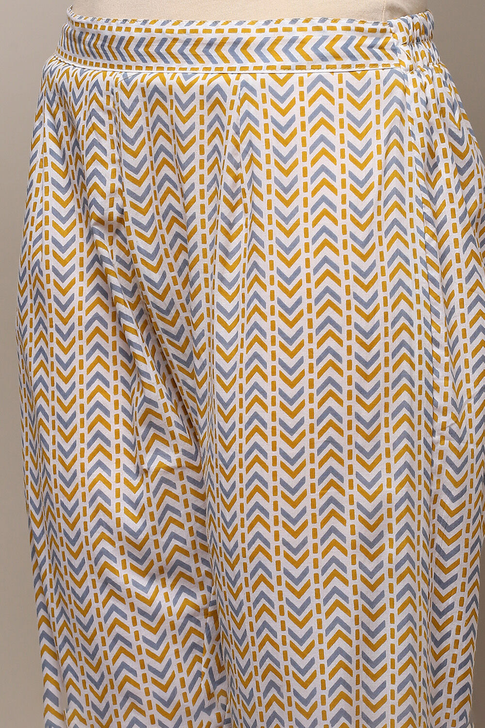 Blue Cotton Screen Printed Unstitched Suit Set image number 3