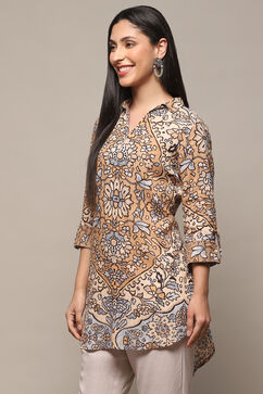 Yellow Rayon Floral Printed Straight Kurti image number 2