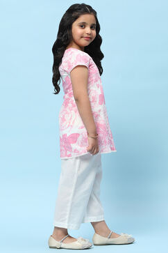 Pink White Cotton Floral Printed Kurta and Palazzo image number 5