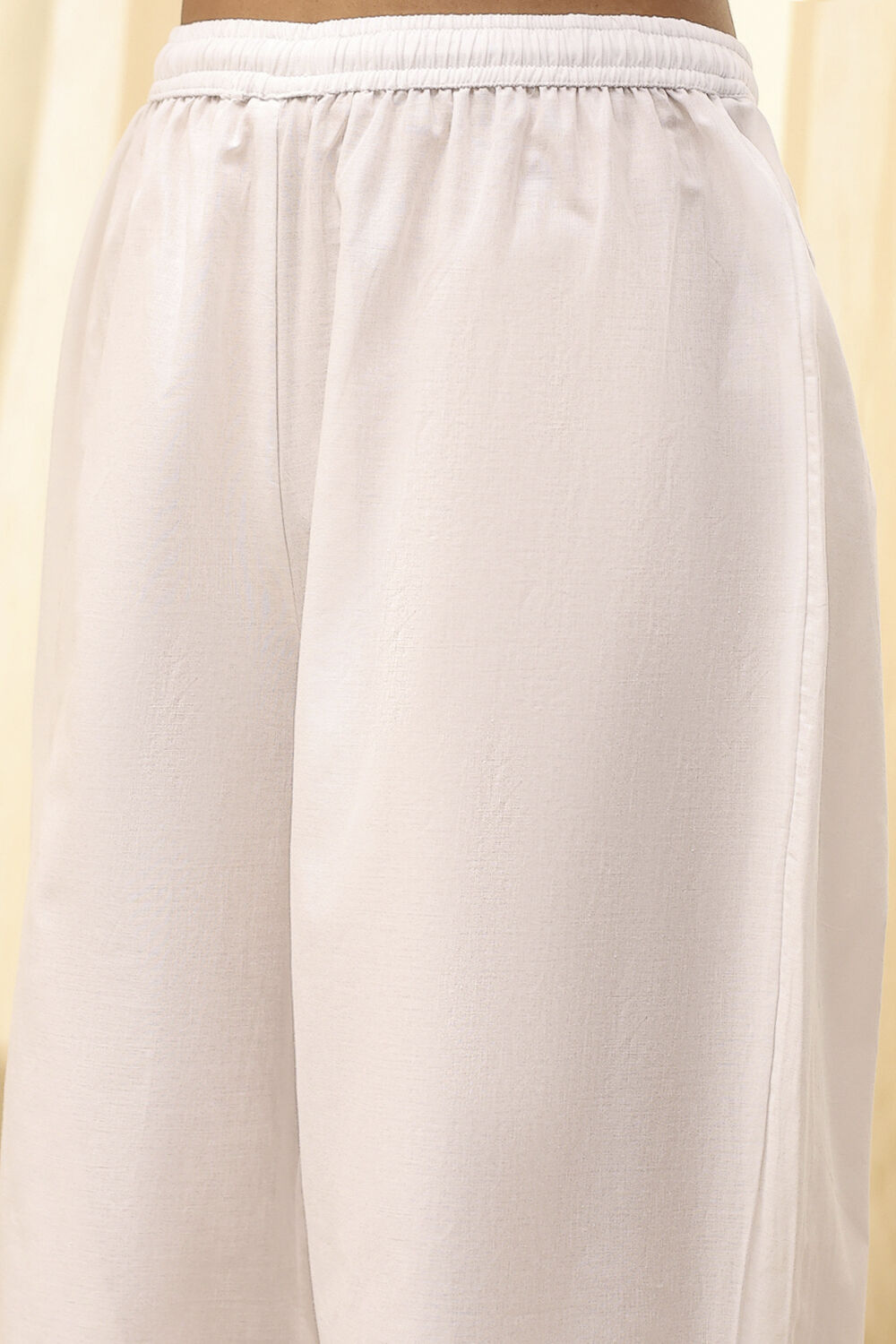 Pink Cotton Schiffli Straight Suit Set image number 2