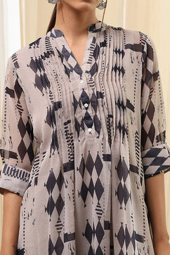 Grey Printed Pleated A-Line Kurta image number 1