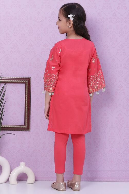 Coral Cotton Straight Printed Kurta Set image number 4