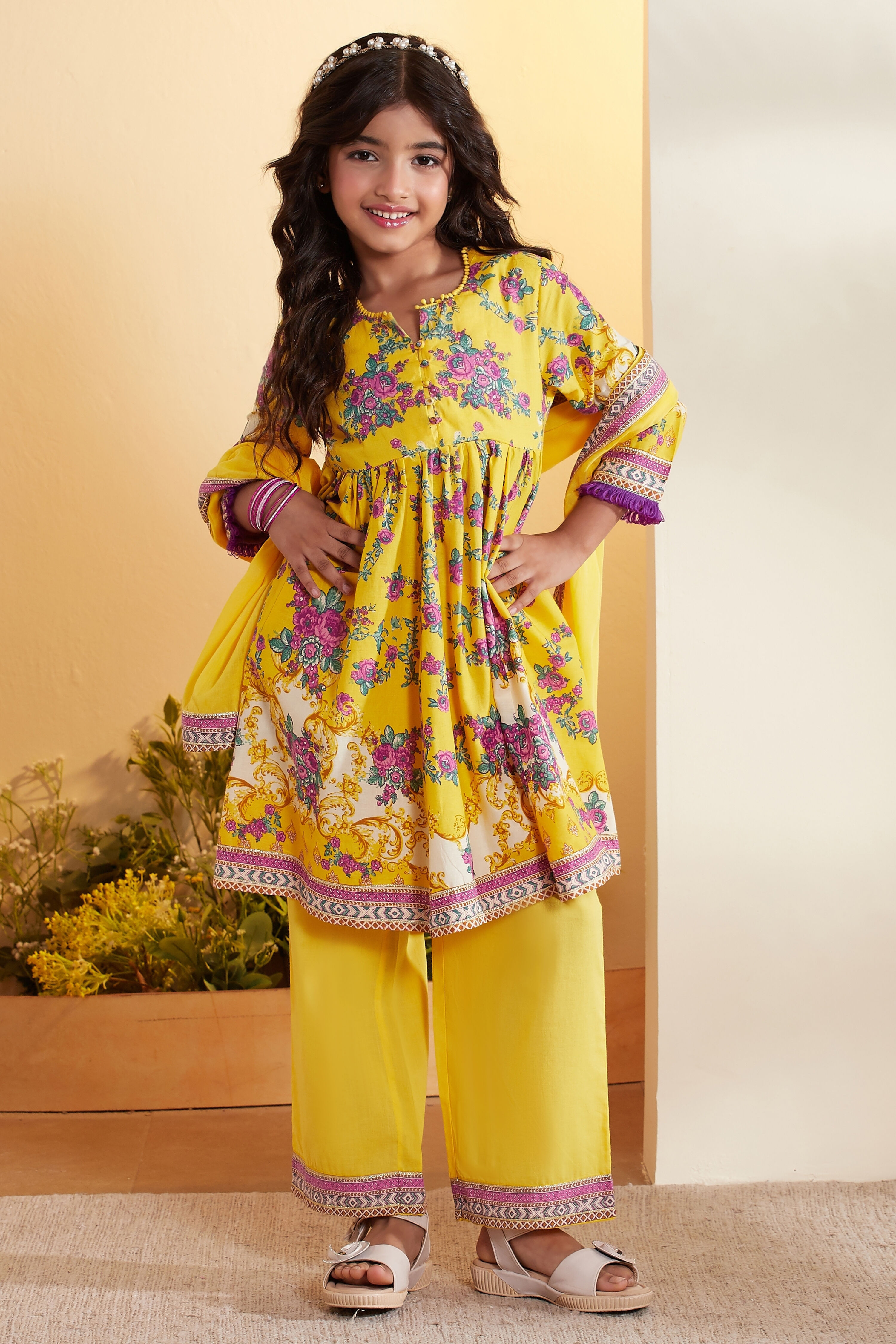 Yellow Cotton Floral Printed Anarkali Kurta Set image number 6