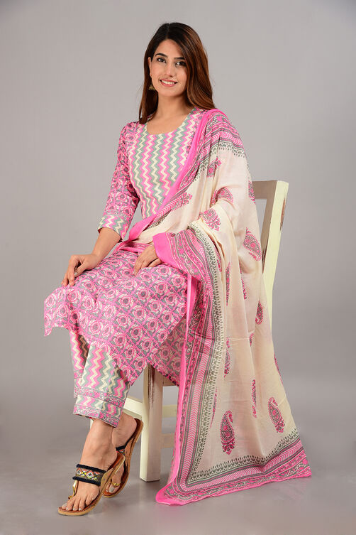 Pink Cotton Screen Print Unstitched Suit Set image number 0