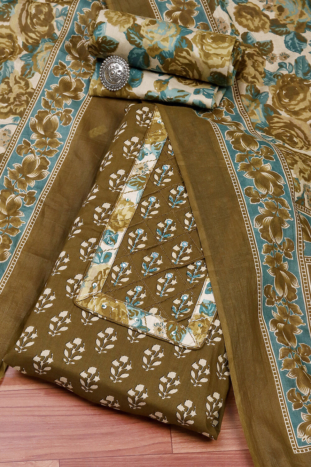 Green Cotton Printed Unstitched Suit Set image number 0