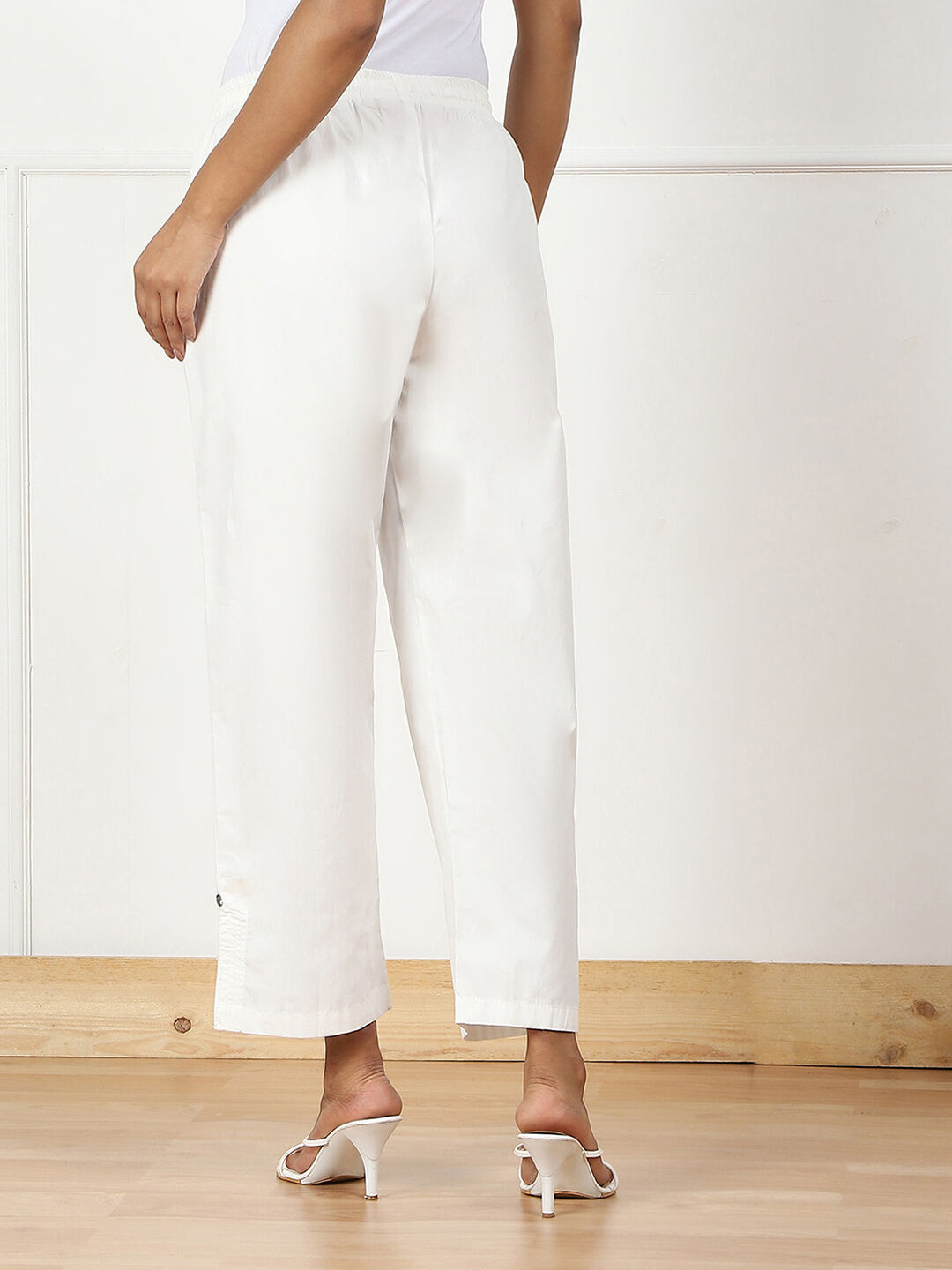 Black Cotton Solid Pants image number 5