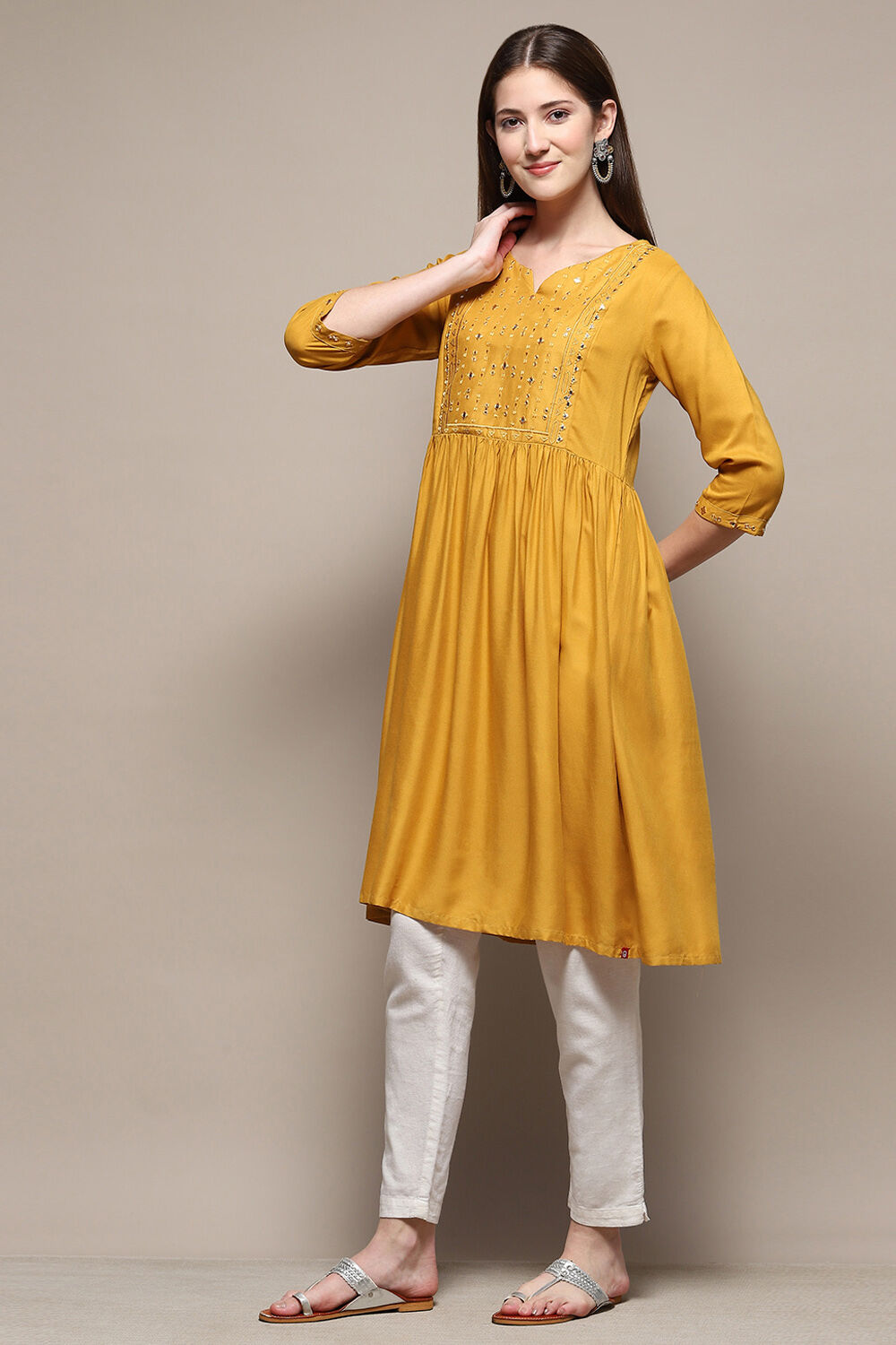 Mustard Rayon Short Solid Kurti image number 2