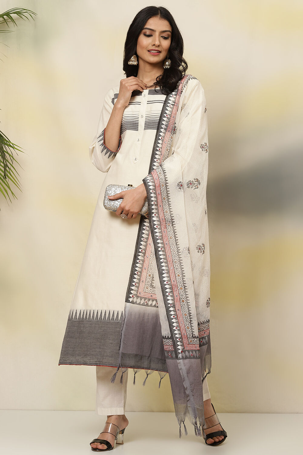 Off White Cotton Handloom Unstitched Suit Set image number 7