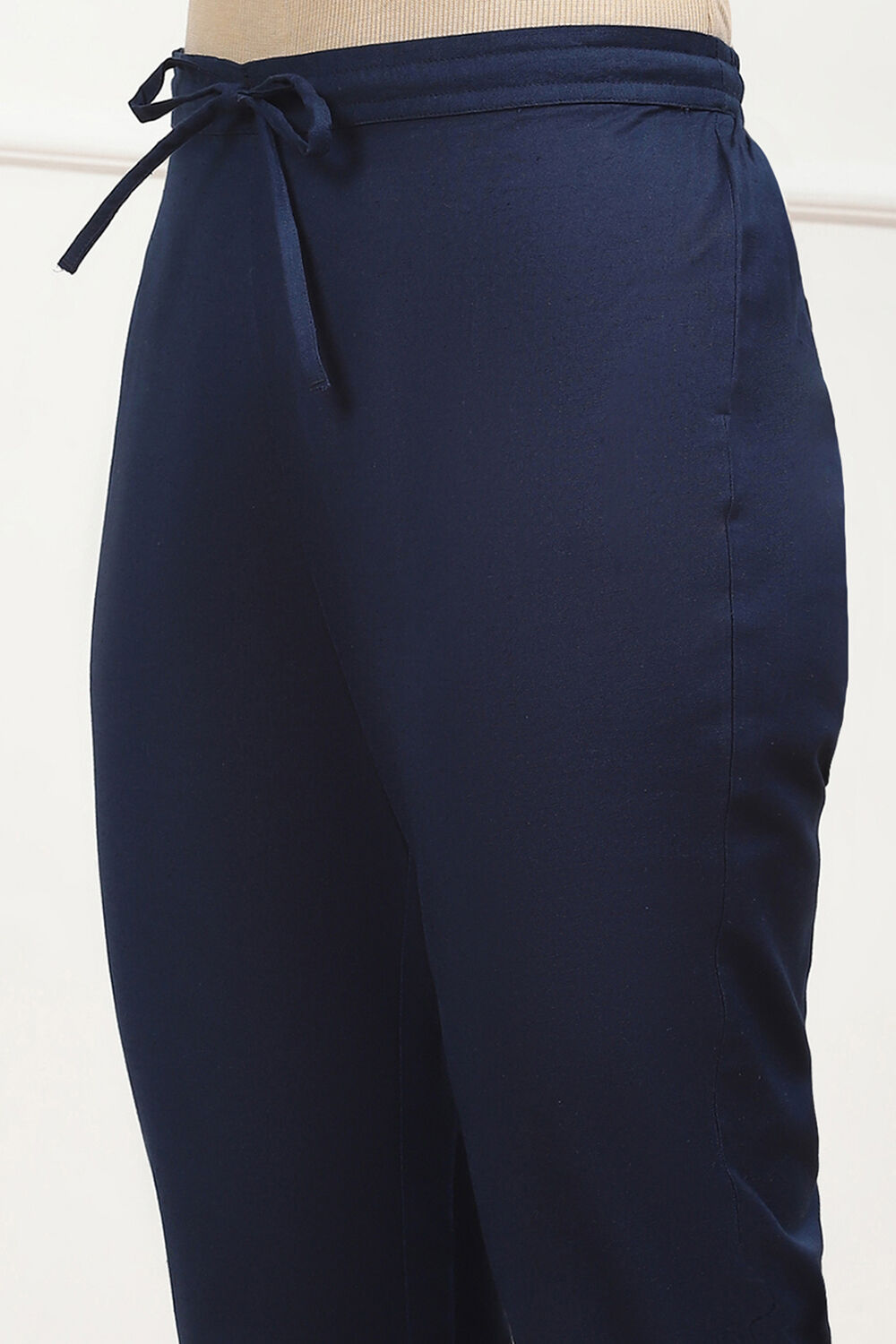 Rust Cotton Solid Regular Pants image number 1