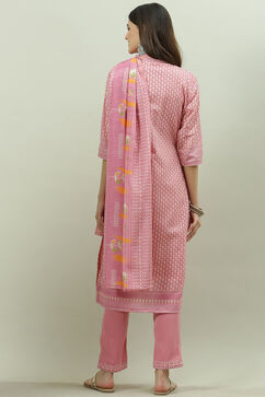 Pink Cotton Blend Digital Print Unstitched Suit Set image number 4