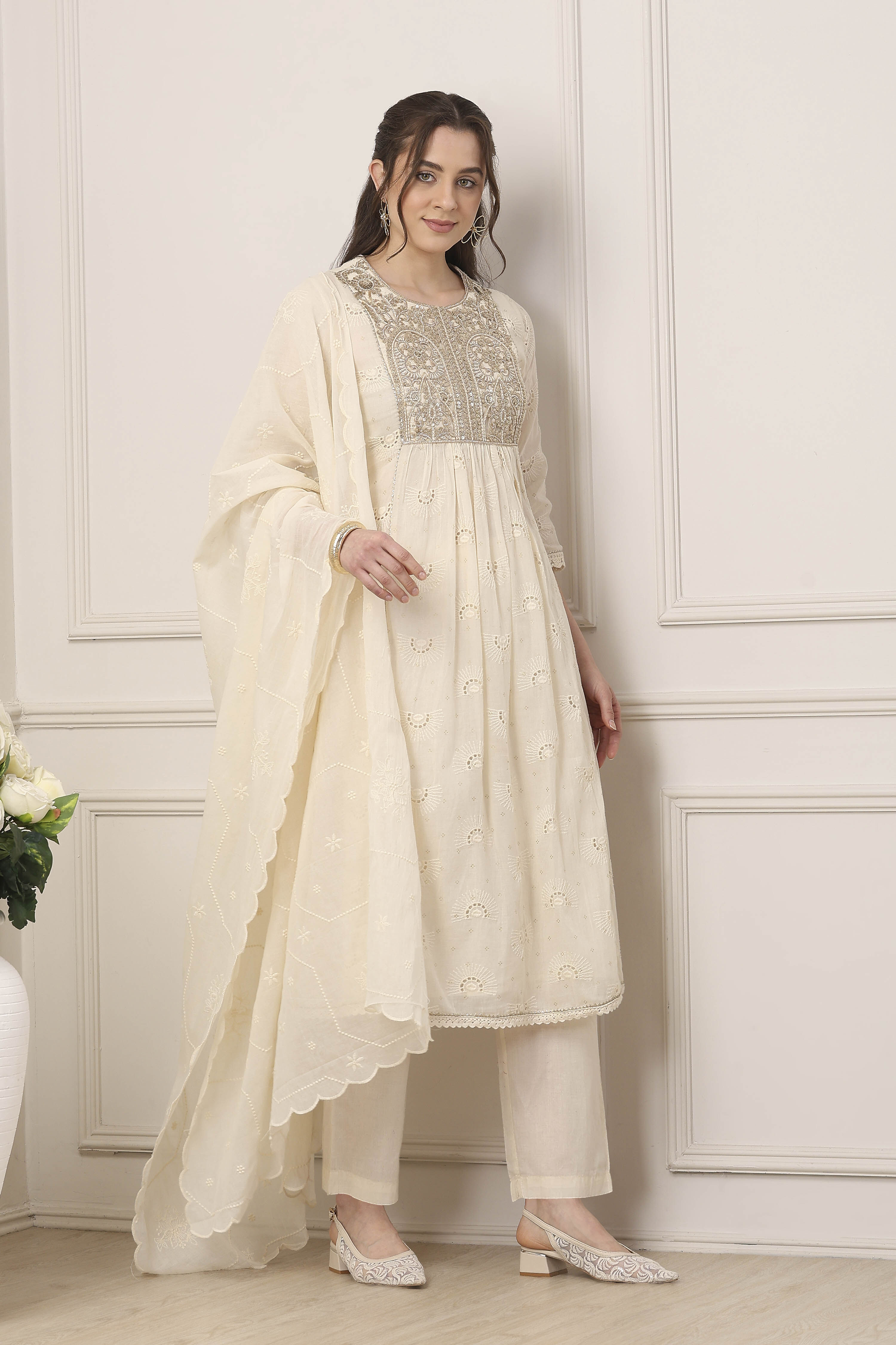 Yellow Cotton Gathered Suit Set image number 5