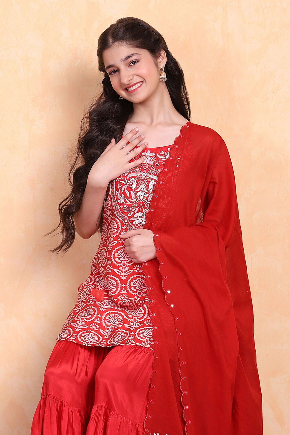 Red Printed Strappy Straight Suit Set image number 6