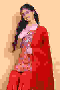 Red Printed Strappy Straight Suit Set image number 6