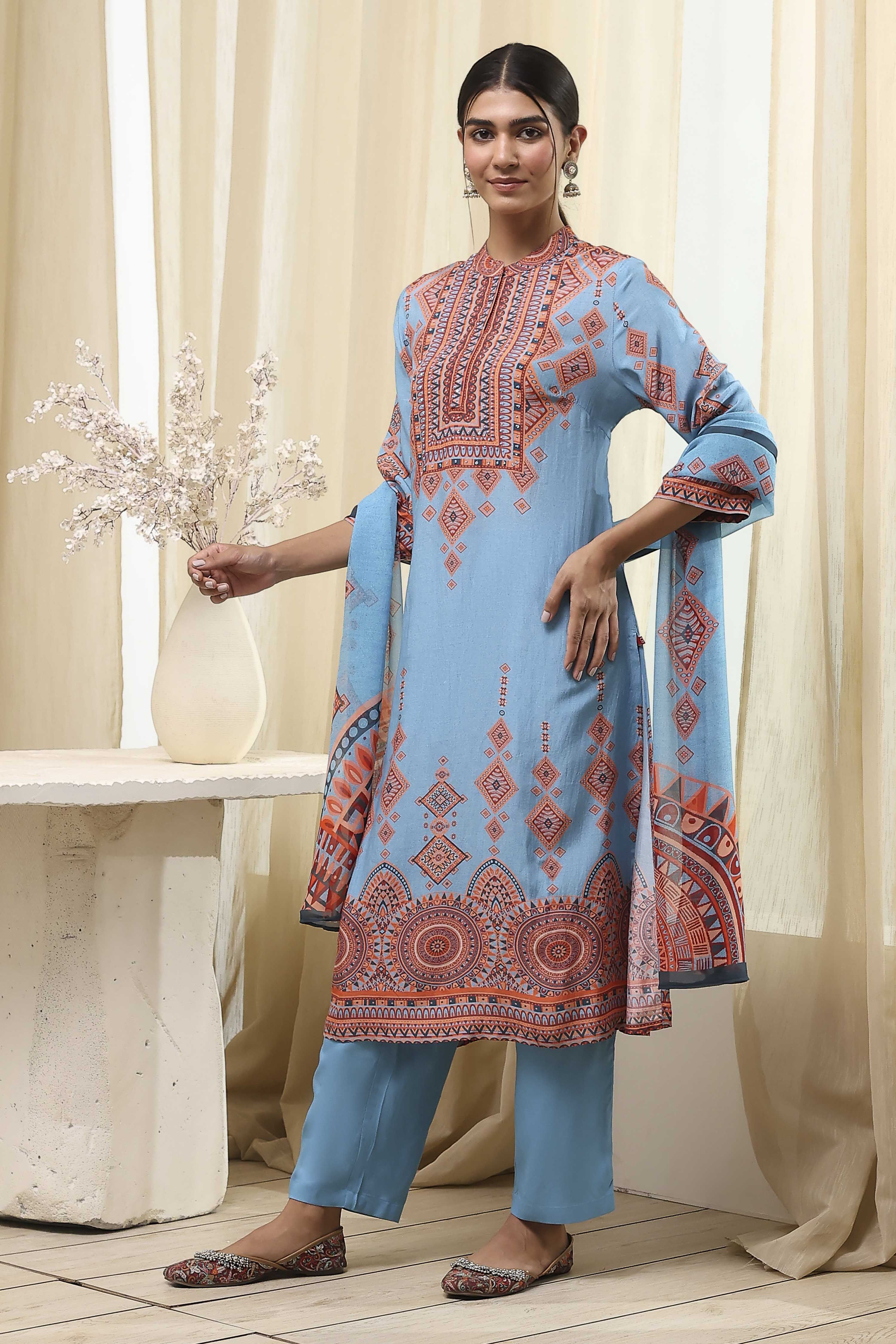 Dull Blue Printed Straight Suit Set image number 3