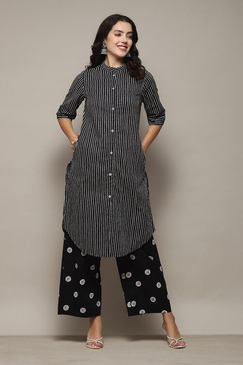 Grey Cambric Narrow Kurta Pant Suit Set image number 6
