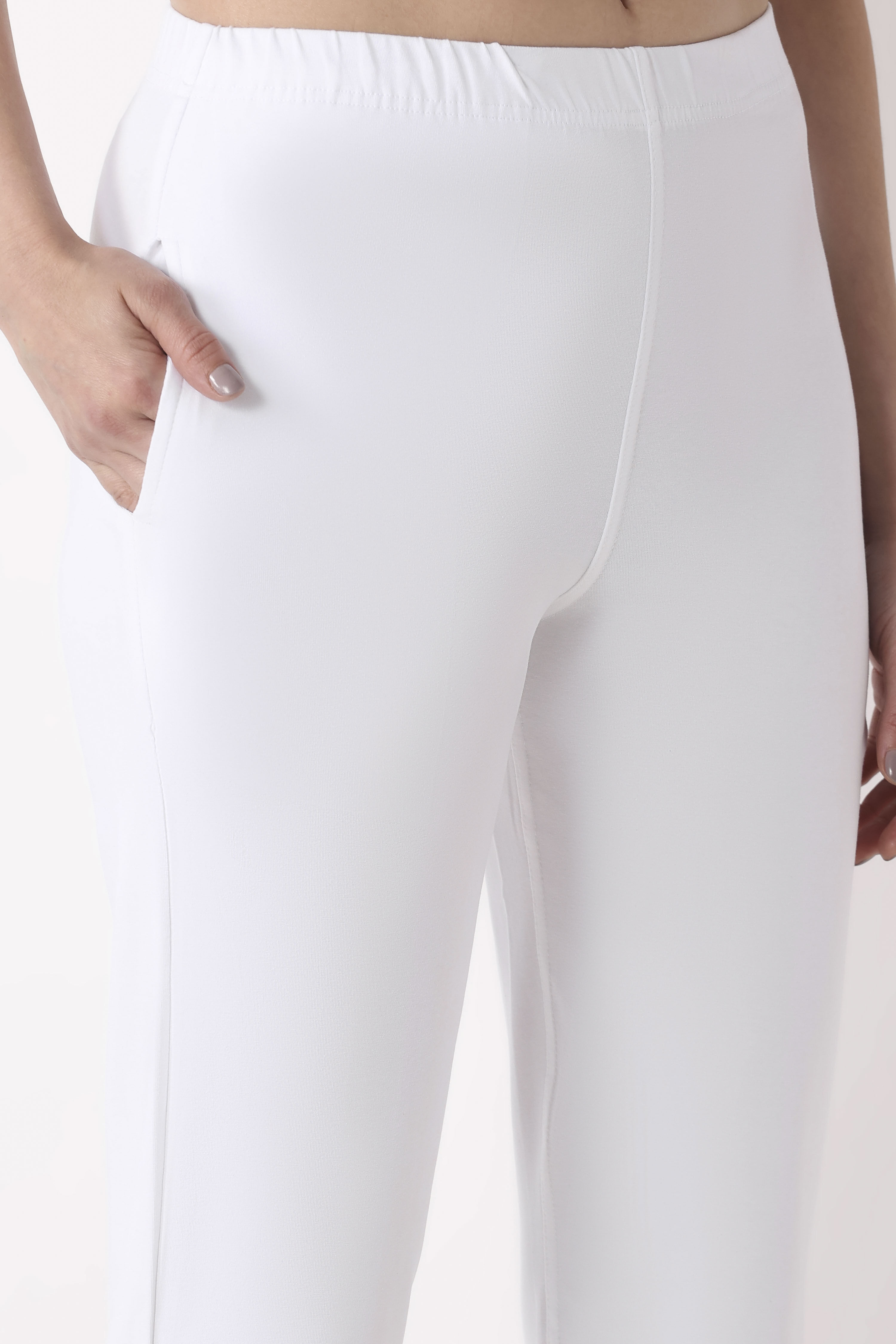 Black Cotton Lycra Fitted Pants image number 1