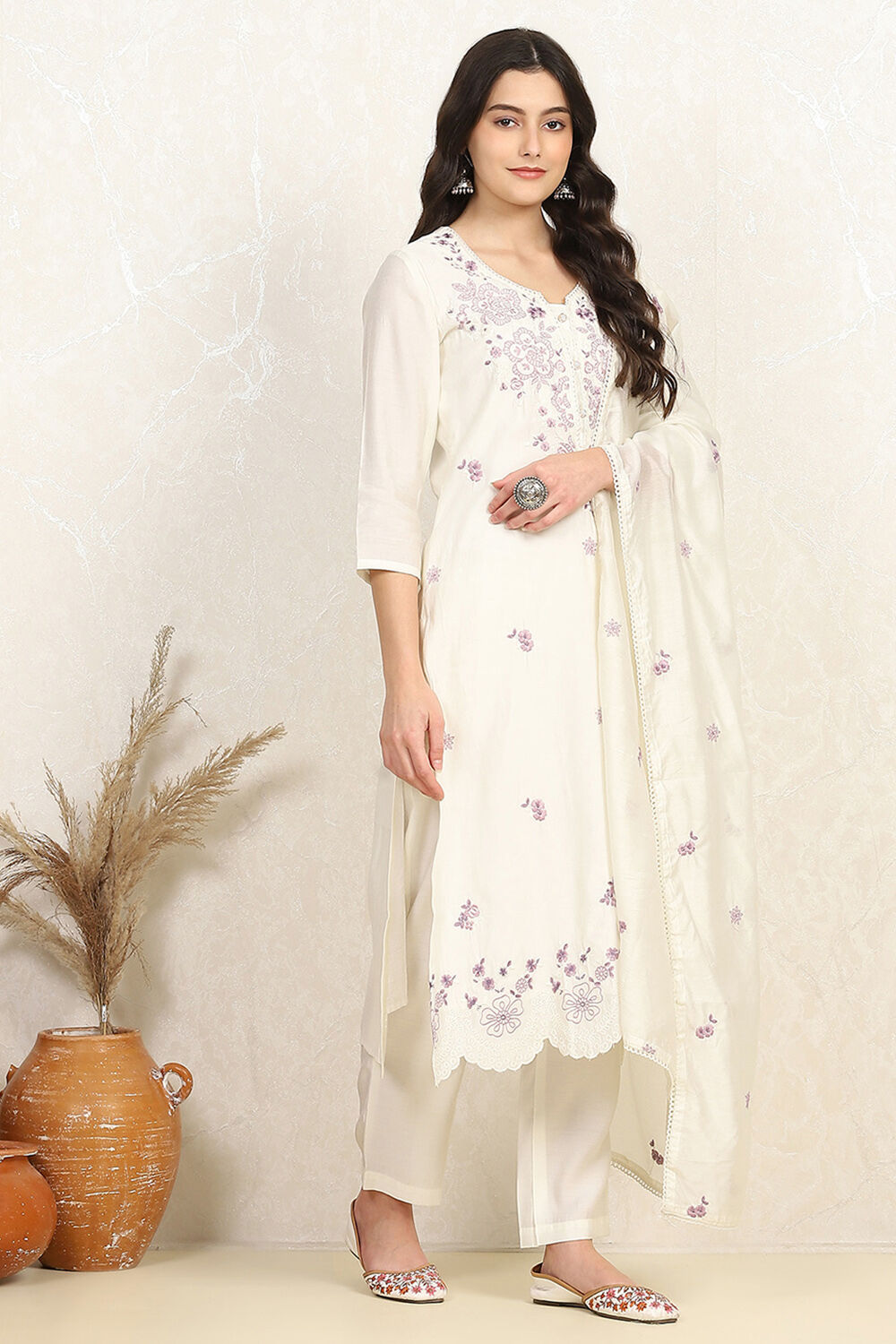 White Silk Blend Unstitched Suit Set image number 6