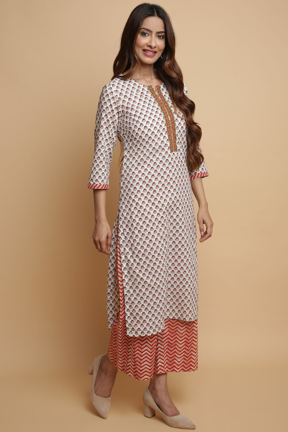 Sap Green Cotton Straight Kurta Palazzo Suit Set image number 3