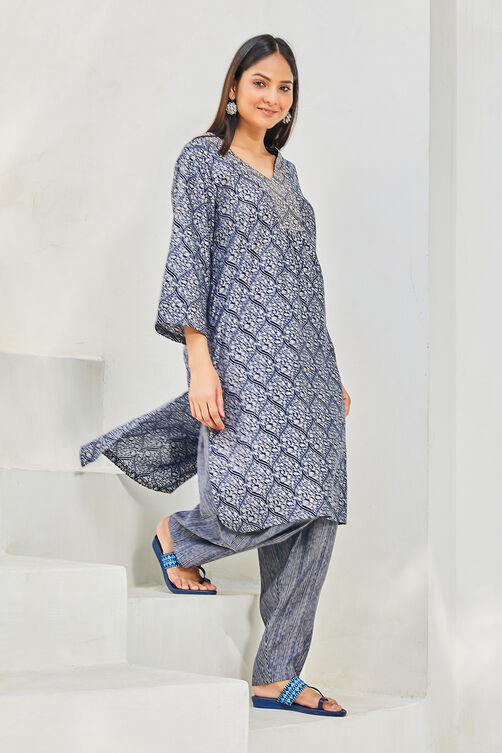 Navy Poly Viscose Straight Printed 2 Piece Set image number 0