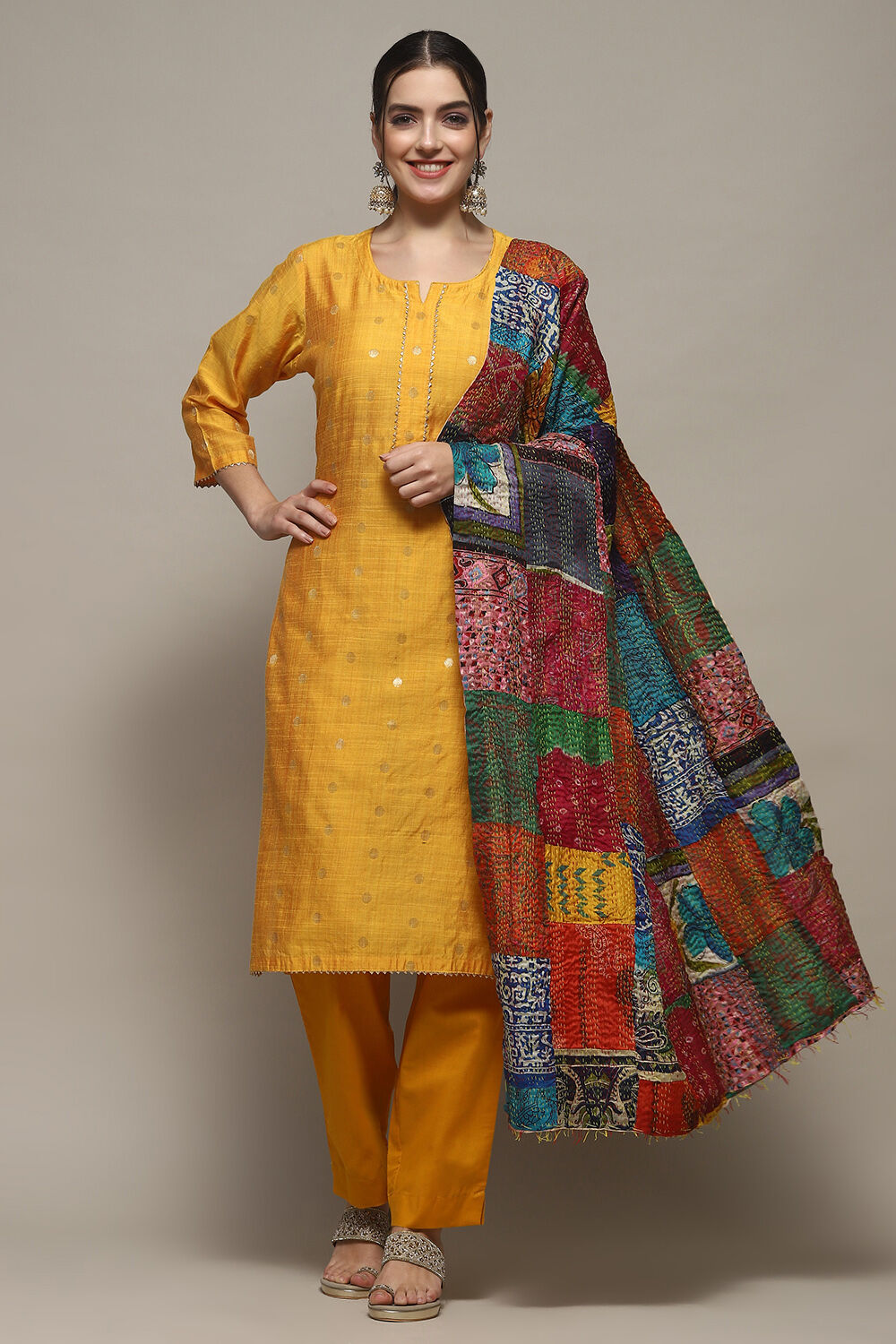 Green Cotton Unstitched Suit set image number 1