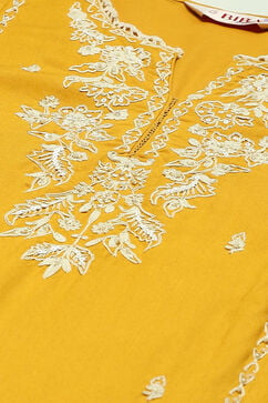 Yellow LIVA Straight Kurta Slim Pant Suit Set image number 1