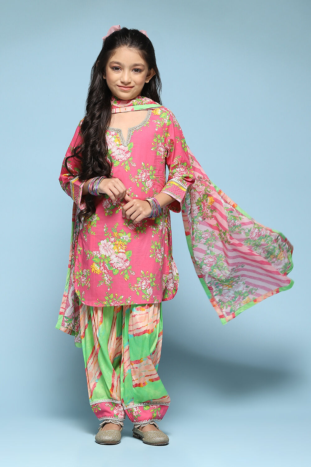 Pink & Green Cotton Straight Printed Suit Set image number 0