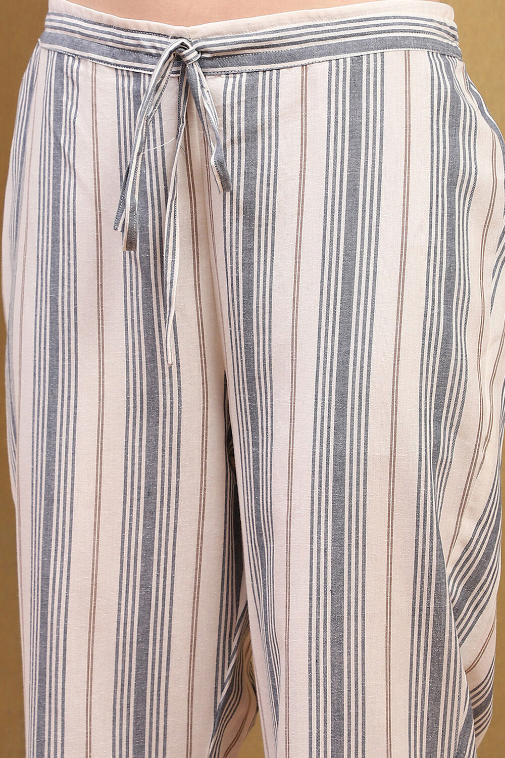 Rust Cotton Straight Kurta Slim Pants Suit Set image number 2