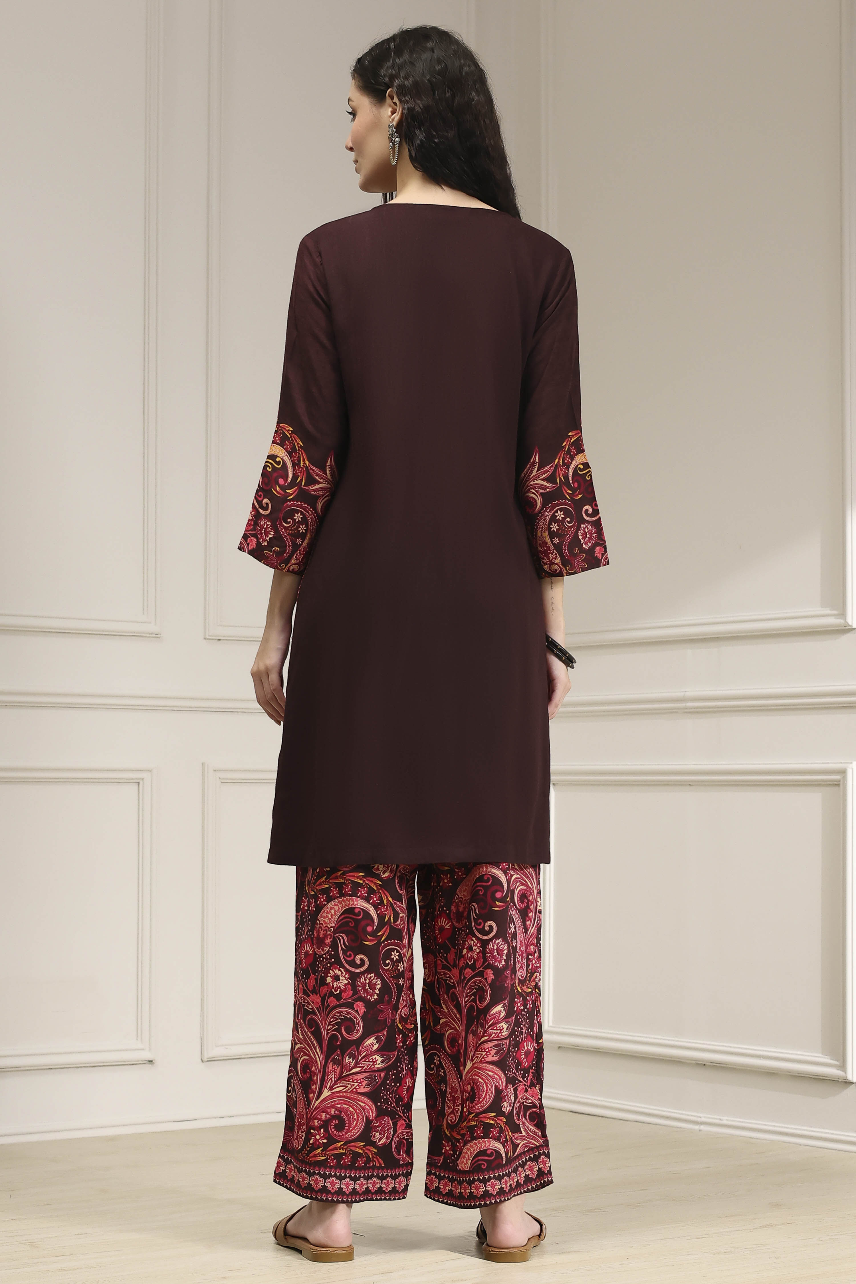 Brown Printed Straight Suit Set image number 4