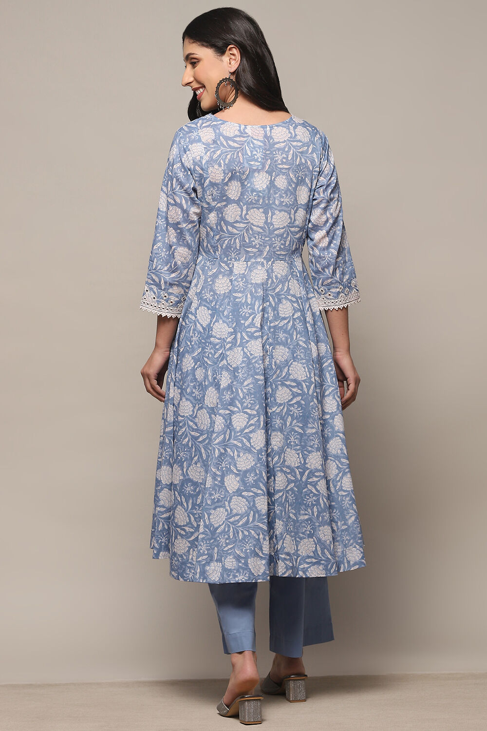 Pink Cotton Anarkali Suit Set image number 5