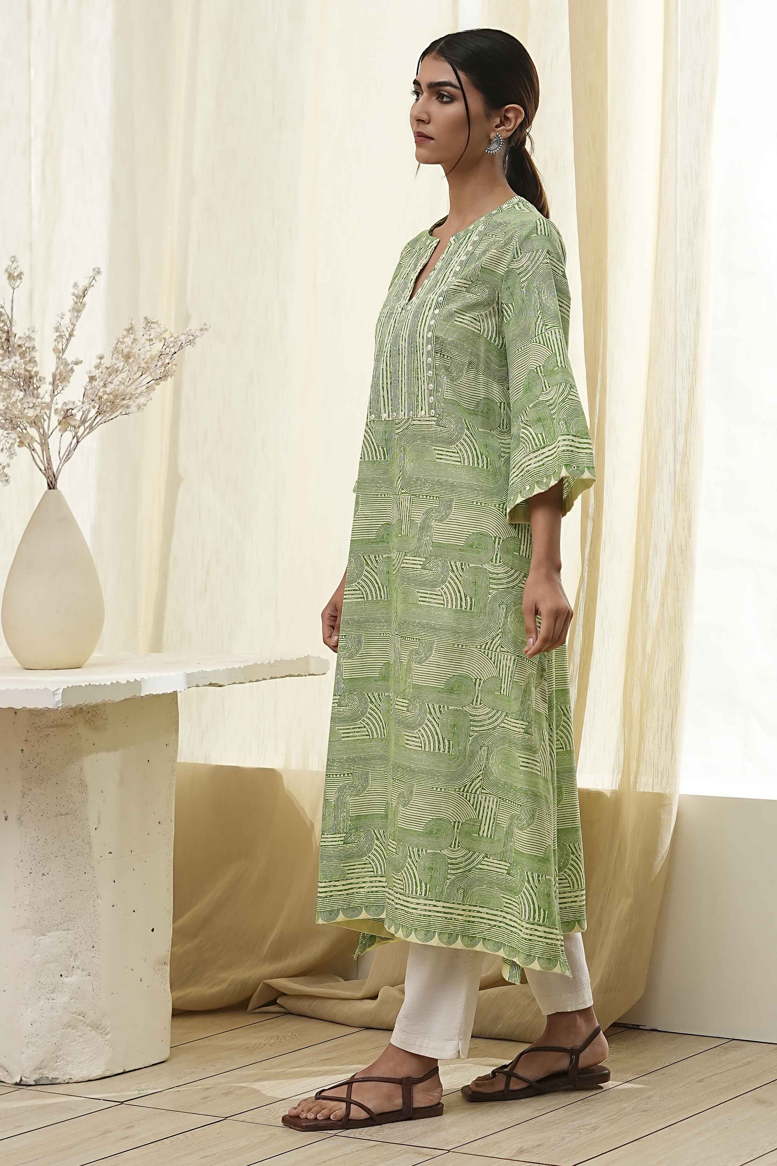 Green Pure Cotton Printed Straight Kurta image number 2