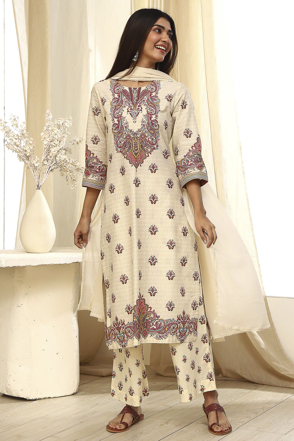 Beige Pure Cotton Printed Straight Suit Set image number 5