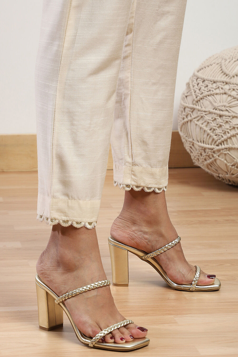 Antique Beige Polyester Slim Yarndyed Pants image number 6