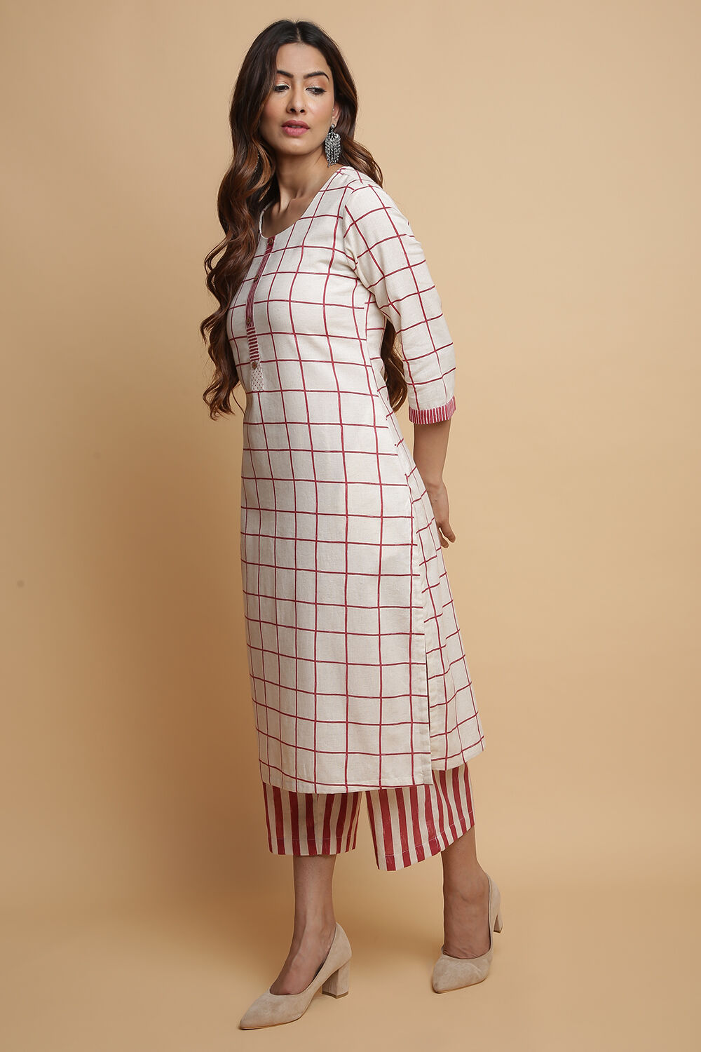 Black Cotton Straight Kurta Pants Set image number 5