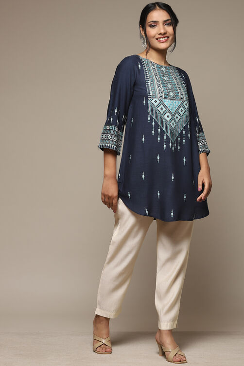 Navy LIVA Printed Kurti image number 0