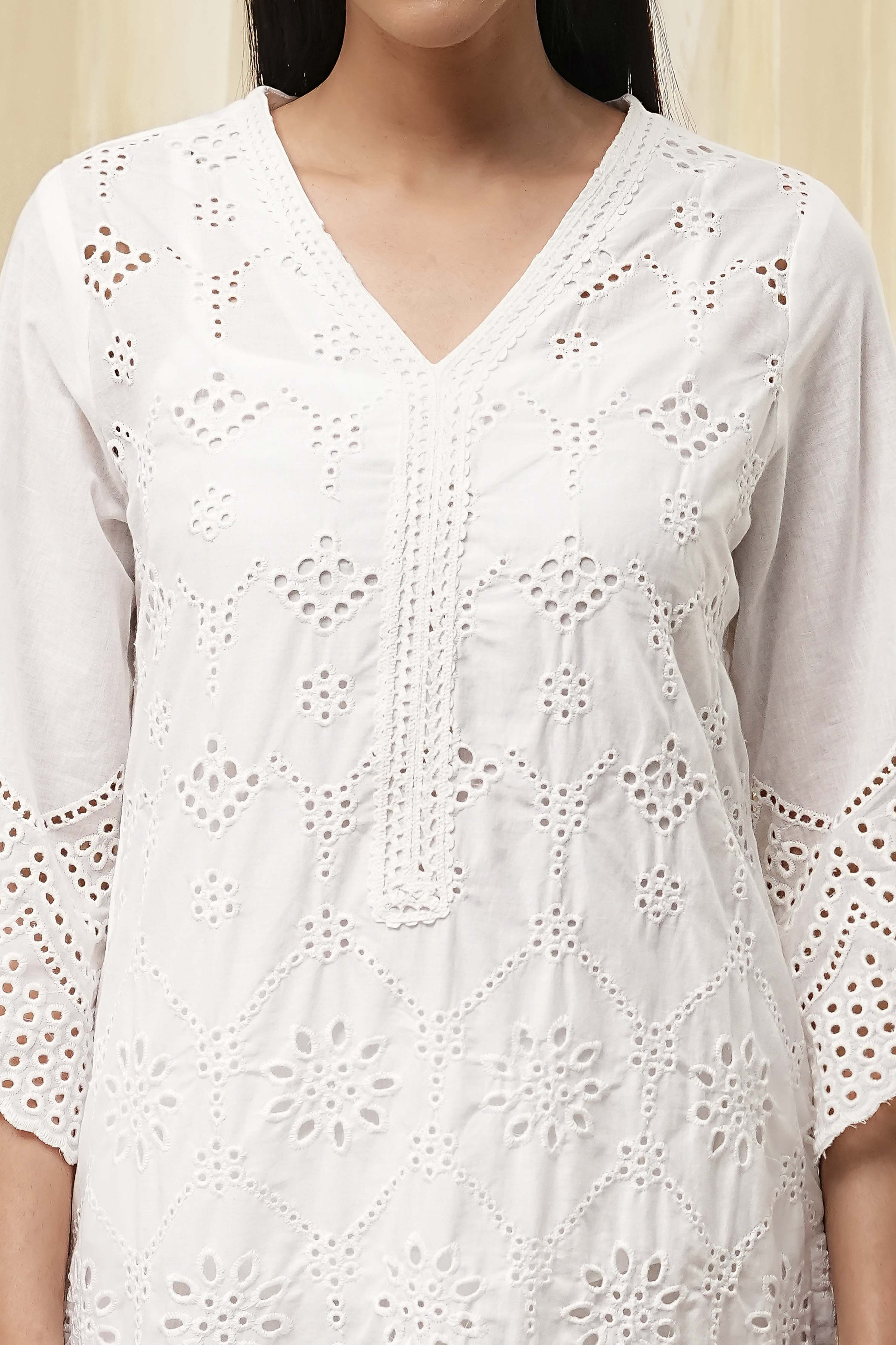 Pink Cotton Schiffli Straight Suit Set image number 1