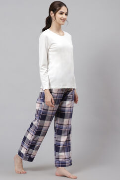 Off White Straight Cotton Three Piece Sleepwear Set image number 4