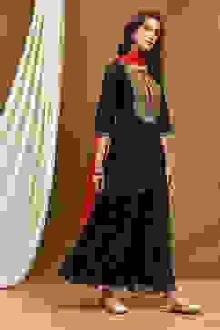 Black Embroidered Festive Straight Suit Set image number 5